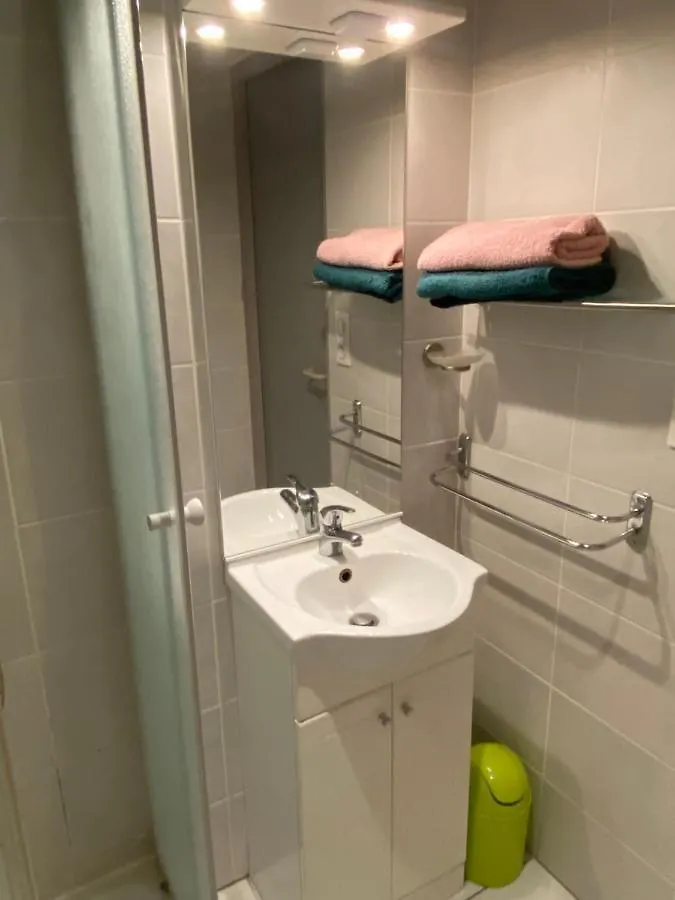 Studio Centre Ville Avec Ascenseur 3Min Des Thermes Aix-les-Bains