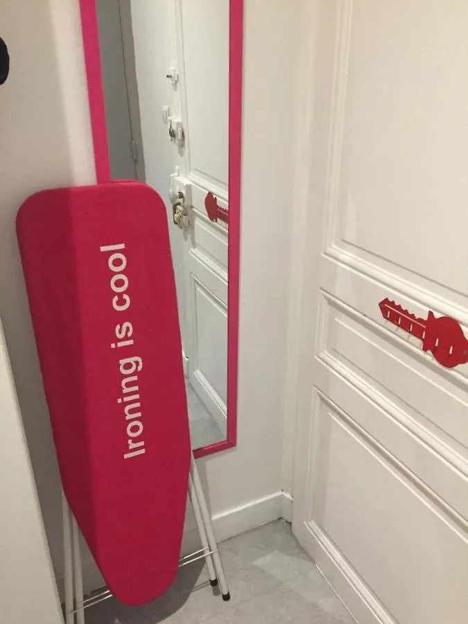 Studio Centre Ville Avec Ascenseur 3Min Des Thermes Aix-les-Bains Lägenhet